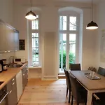 Apartment Lang Re By Rockchair L Superhost Status L 2 Bedrooms Boxspringbeds In Center - Cozy Family & Business Flair Welcomes You! *