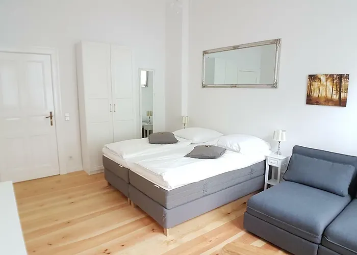 Lang Re By Rockchair L Superhost Status L 2 Bedrooms Boxspringbeds In Center - Cozy Family & Business Flair Welcomes You! * Berlin